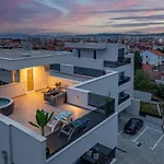 Luxury Elena -