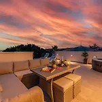 Luxury Elena -