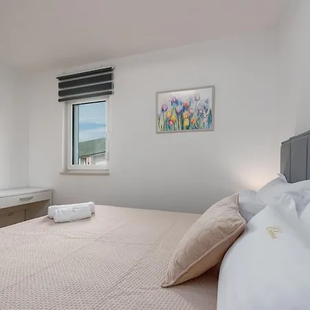 Luxury Elena - Apartamento *