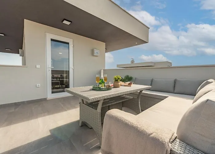 Luxury Elena - Apartment *