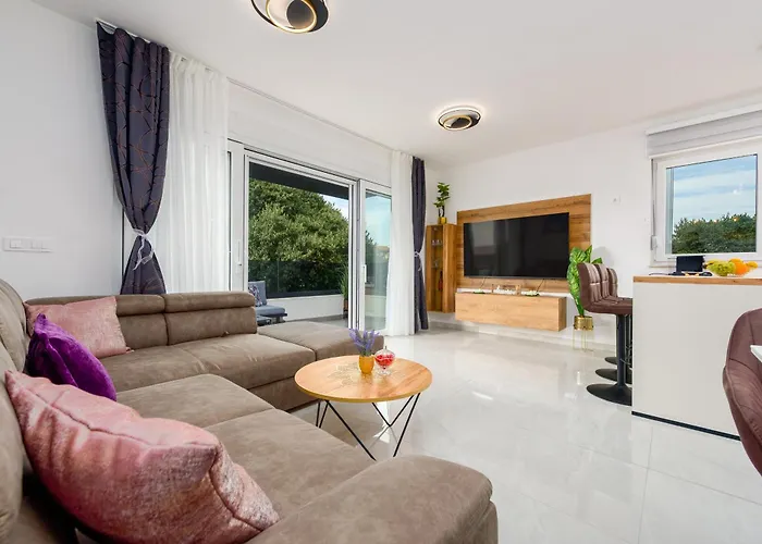 Luxury Elena - Apartamento Zadar