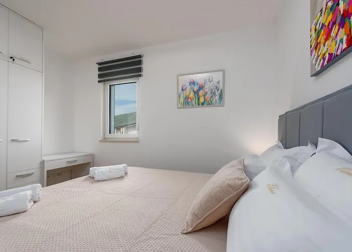 Luxury Elena - Apartment *